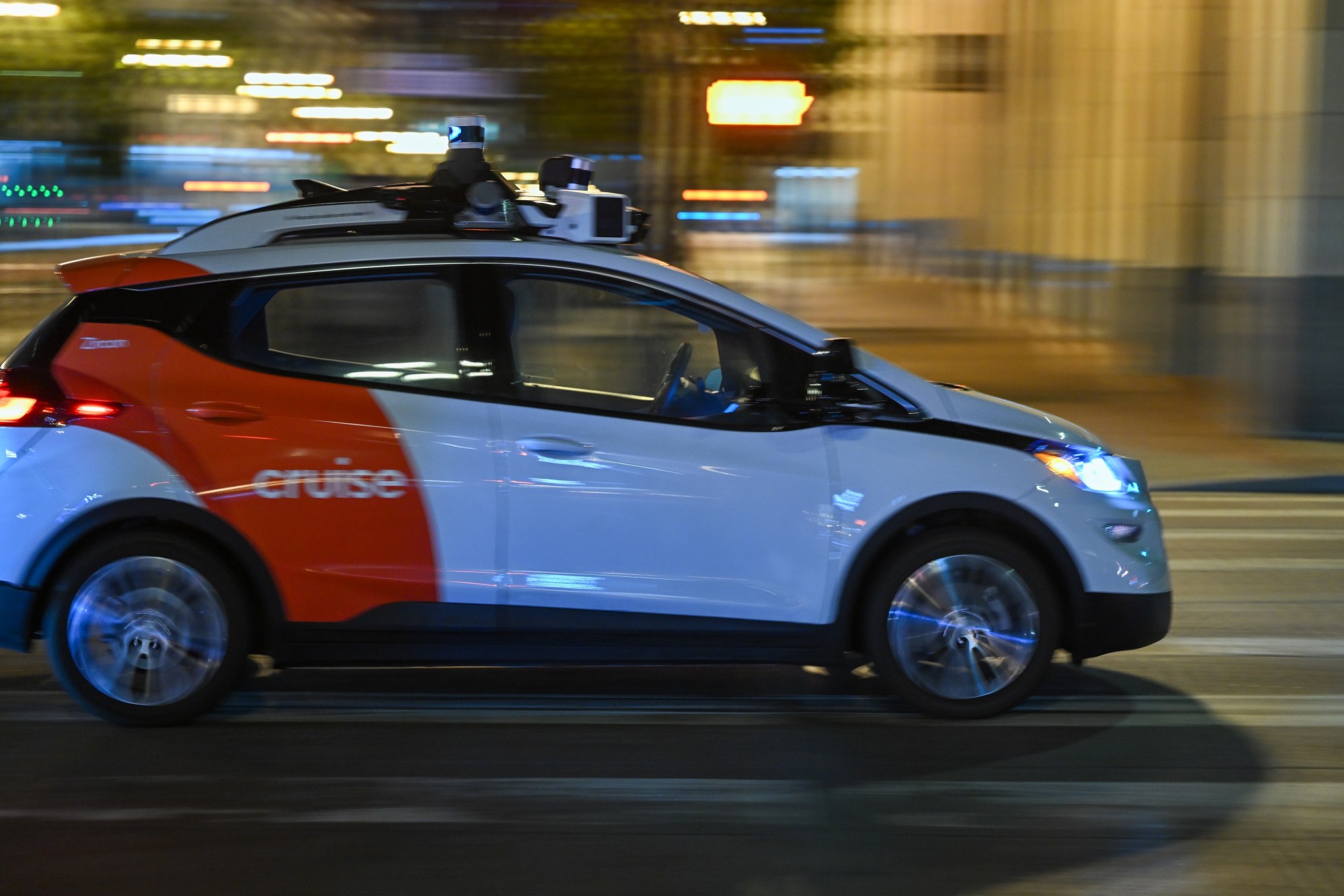 The Pullover Maneuver: Algorithmic Decision-Making Behind the 20-Foot Drag