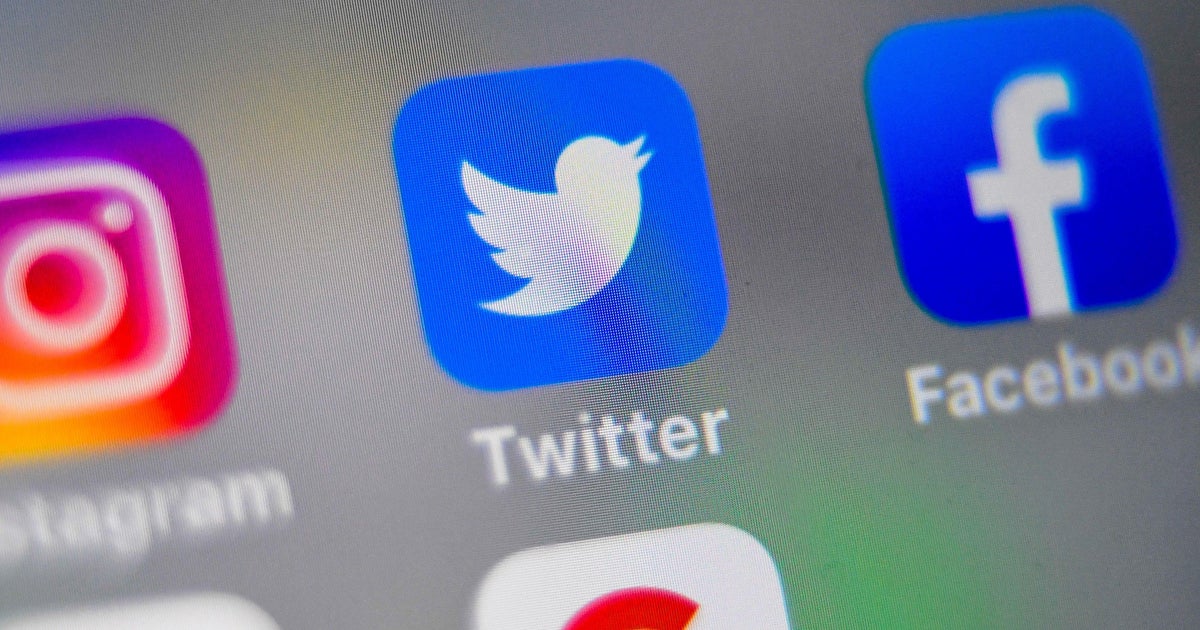 Subscription revenue models: Substack and the privatization of dissent
